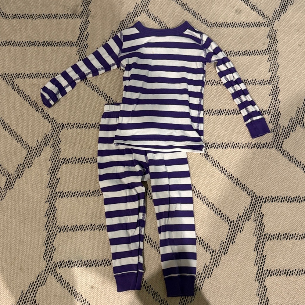 Hanna Andersson Kids Long Sleeve Purple and White Striped pajamas size 3 90 cm